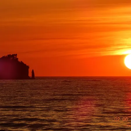 Ξενοδοχείο με διαμερίσματα The Wave