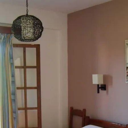 Ξενοδοχείο με διαμερίσματα The Wave