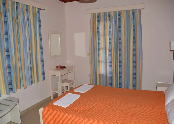 מלון דירות The Wave סידריון