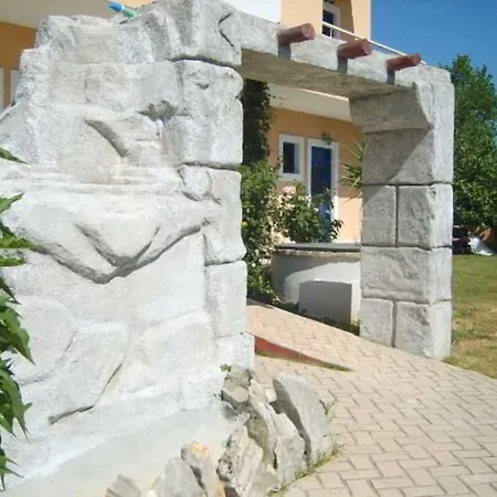 The Wave Hotel apartamentowy 3*